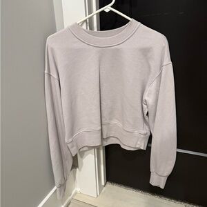 Lululemon Athletica Soft Gray cropped sweatshirt size 2
